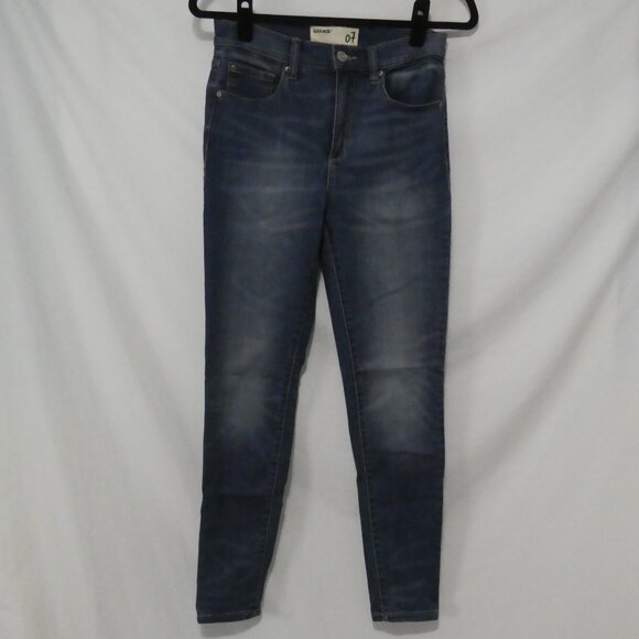 GARAGE - High Rise | size 7 | Classic Blue Jeans with Faded Design - Picture 1 of 16